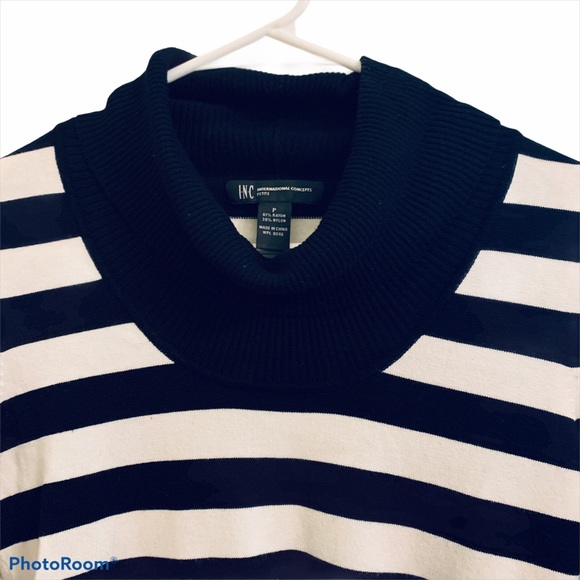 INC International Concepts Petite Turtleneck Sz P - Picture 3 of 5